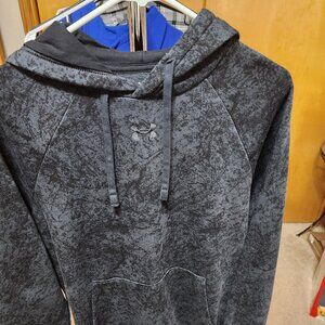 Under Armour - Men's Small - Sweatshirt / Hoodie